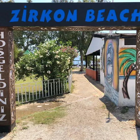 Zirkon Beach Camping 营地